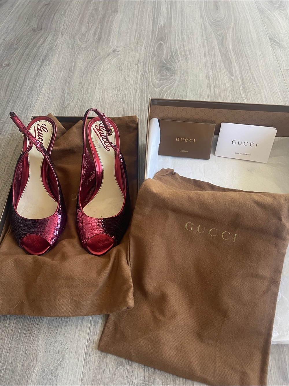 Gucci Women's Metallic Fuchsia Sequin Slingback Peep-Toe Heels